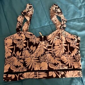 Kendall & Kylie black and white floral crop top